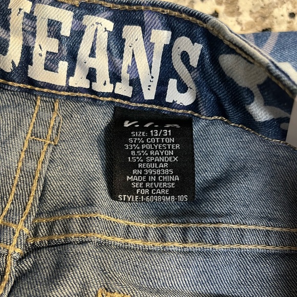 VIP Jeans - Picture 7 of 8